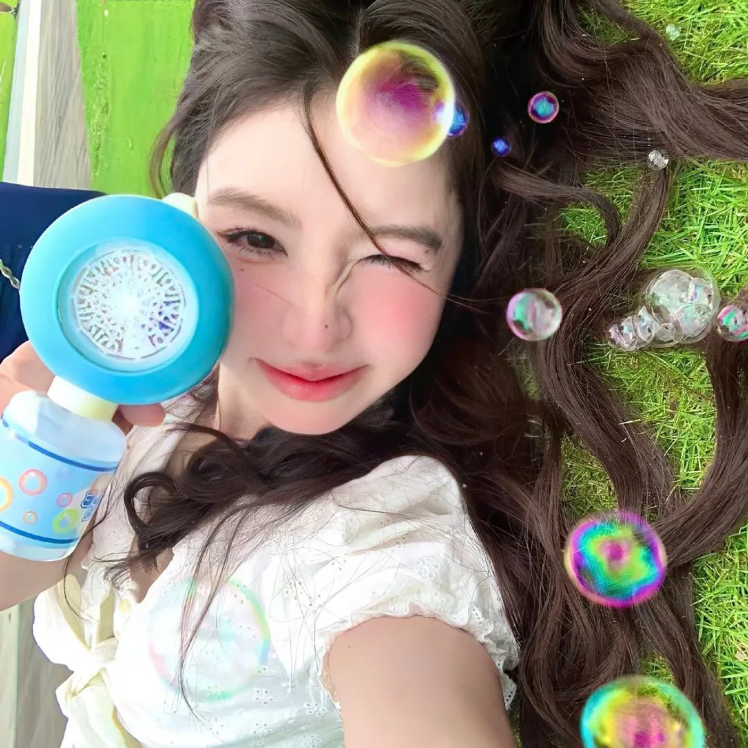 葛莱哥里的女友封面