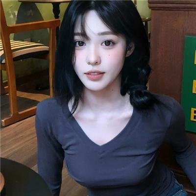 高校天后封面